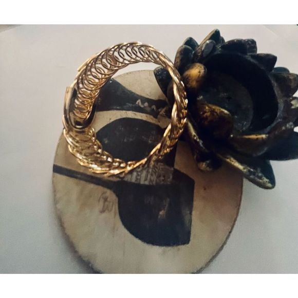 PRETTY GOLD BOHO SPIRAL BRACELET - Picture 3 of 7